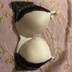 Body by Victoria lined Demi